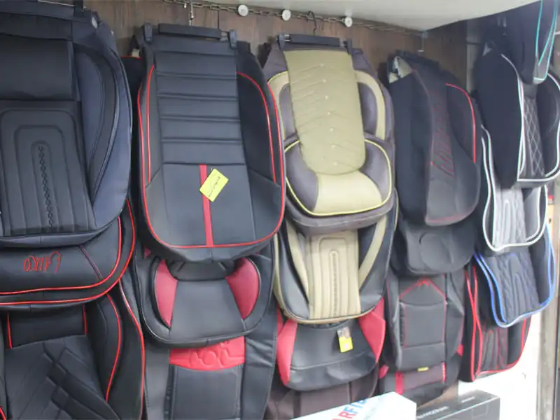 نصب شیشه دودی و آپشن خودرو پرسپولیس در ستارخان