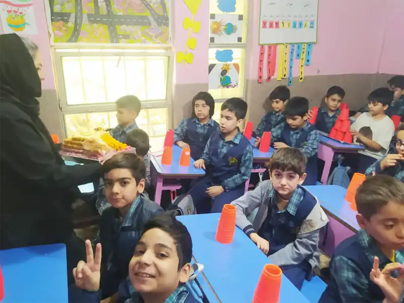 پیش دبستان دخترانه و پسرانه نورالصالحین در شهر قدس