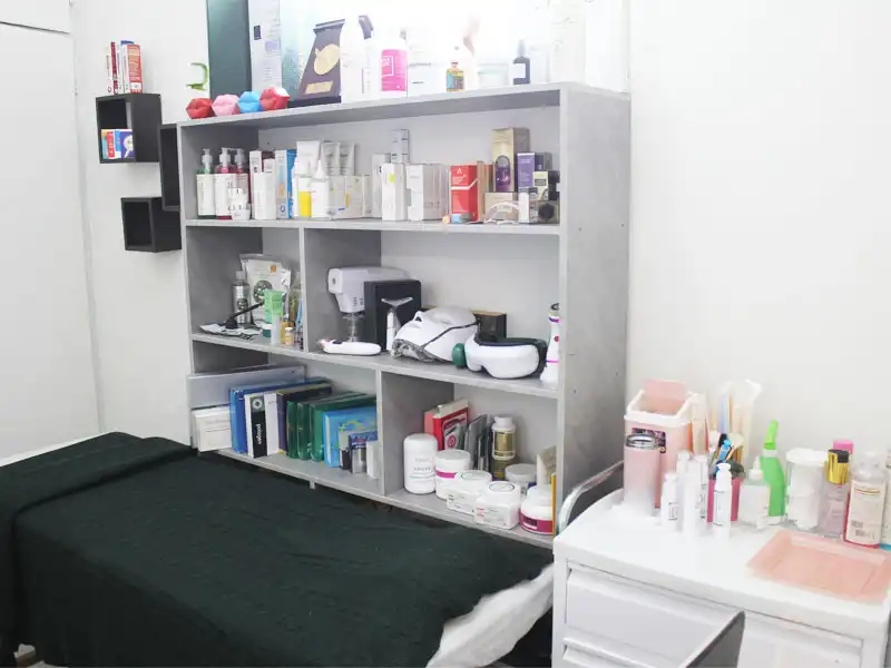 کلینیک زیبایی زرین ماه در فاز 3 اندیشه